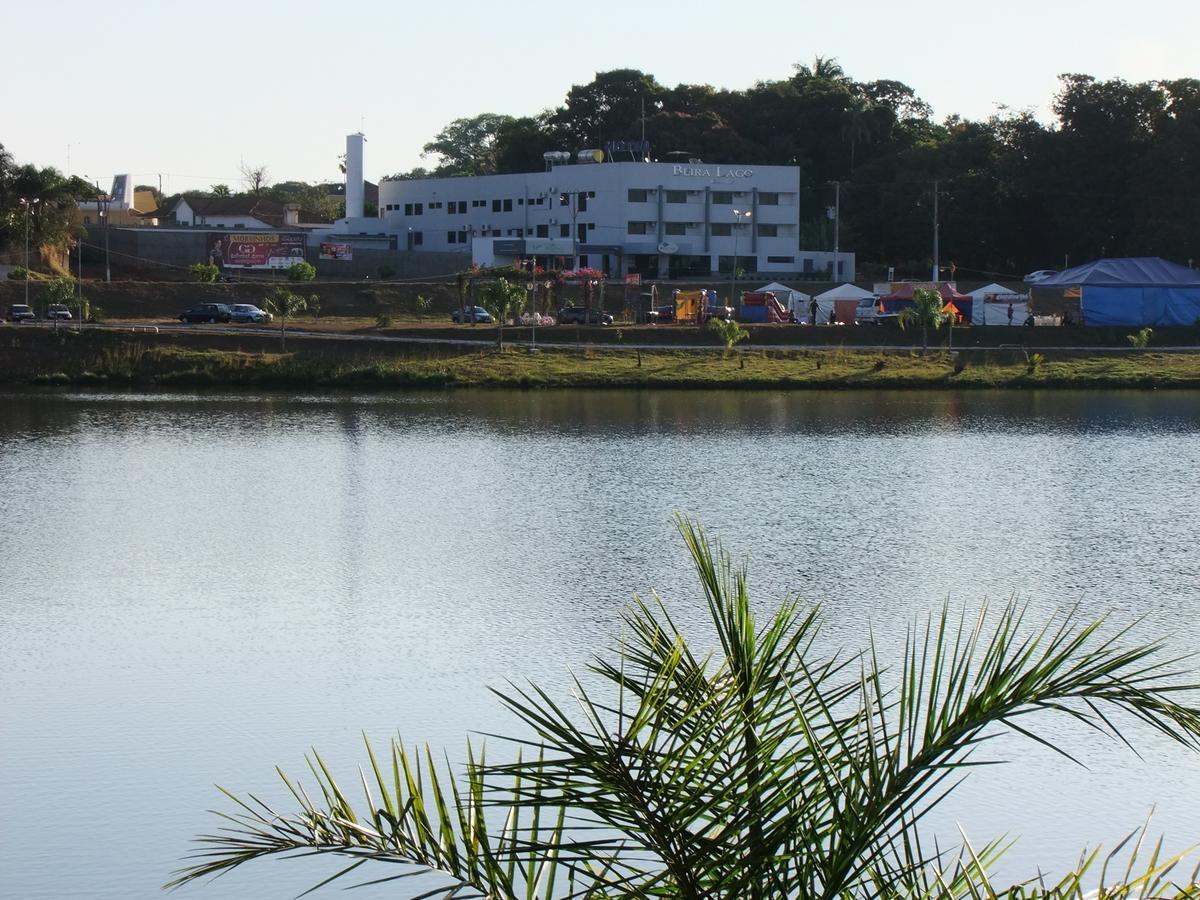 Beira Lago Palace Hotel Morrinhos  Ngoại thất bức ảnh