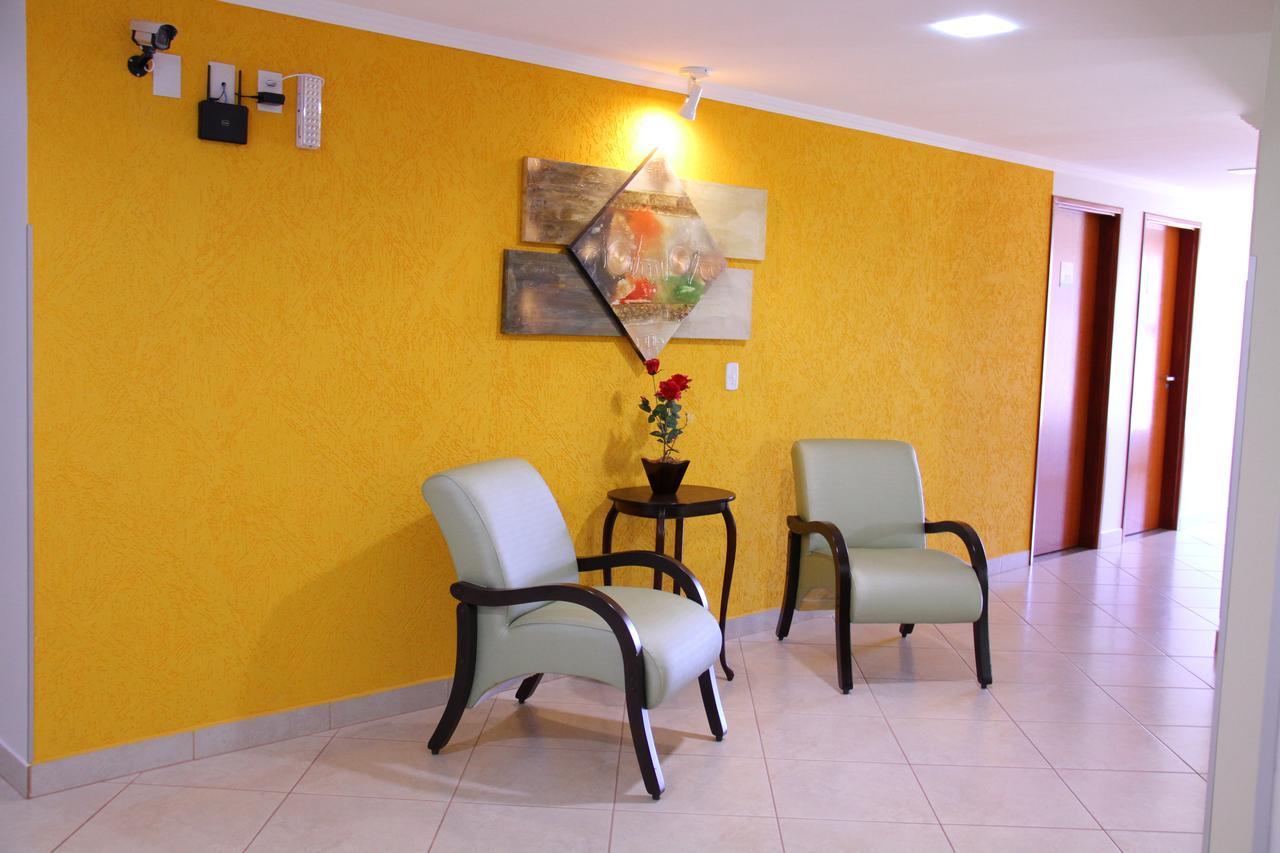 Beira Lago Palace Hotel Morrinhos  Ngoại thất bức ảnh