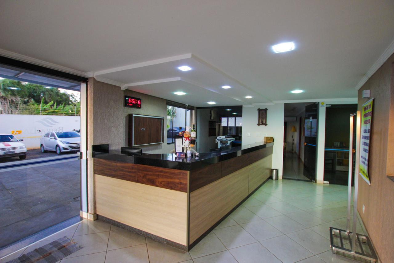 Beira Lago Palace Hotel Morrinhos  Ngoại thất bức ảnh